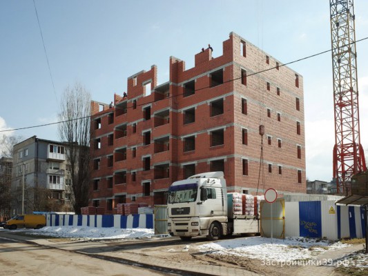 Импортных материалов и товаров в строительной сфере в России стало в 2 раза меньше